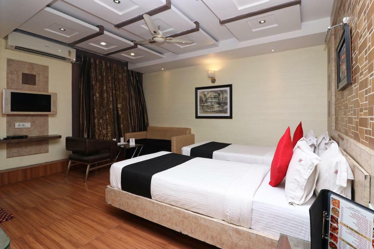 Hotel Heaven Calcutta  Esterno foto