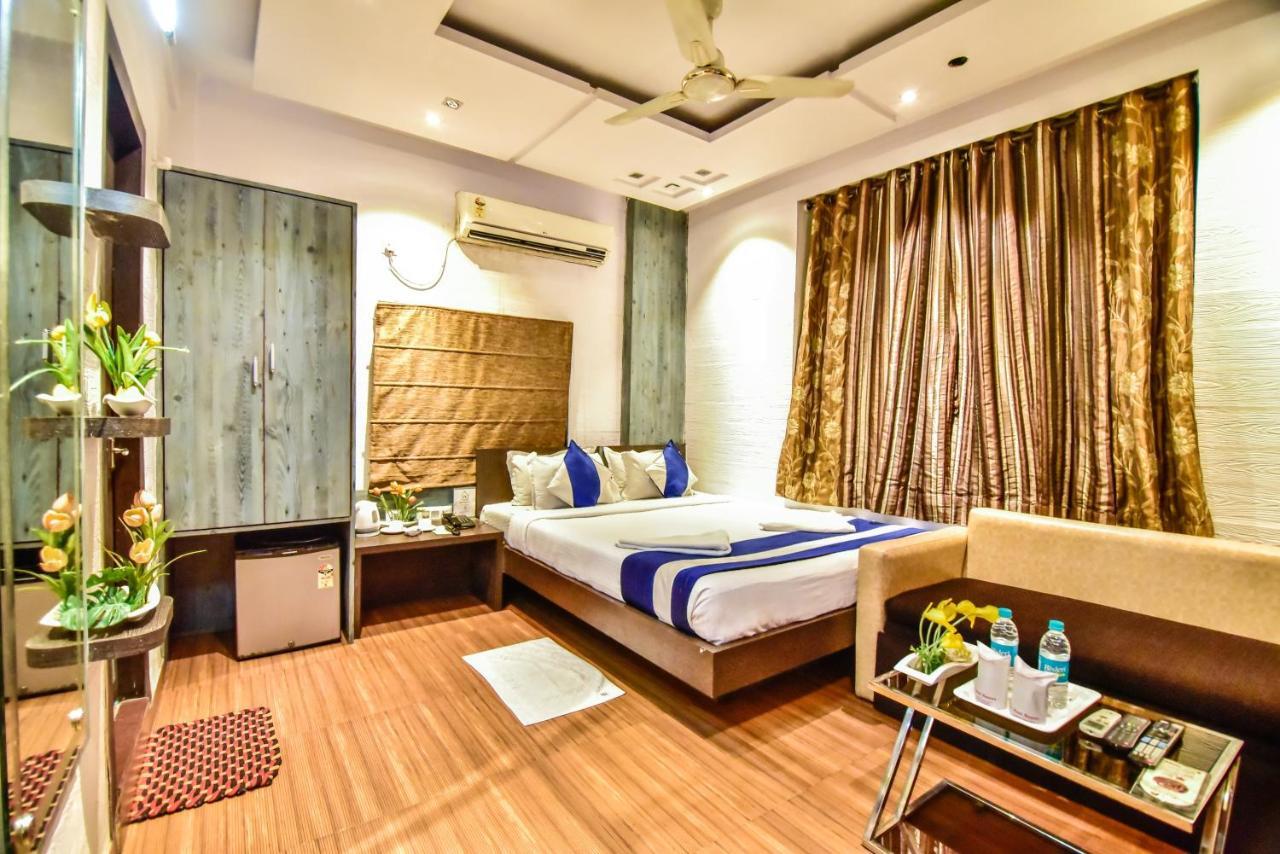 Hotel Heaven Calcutta  Esterno foto